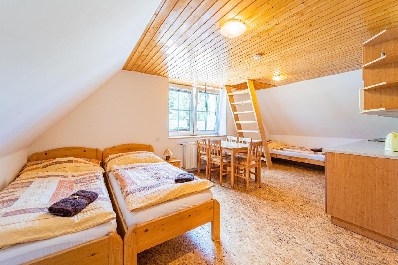 Apartments V Zátiší Dolní Morava Esterno foto