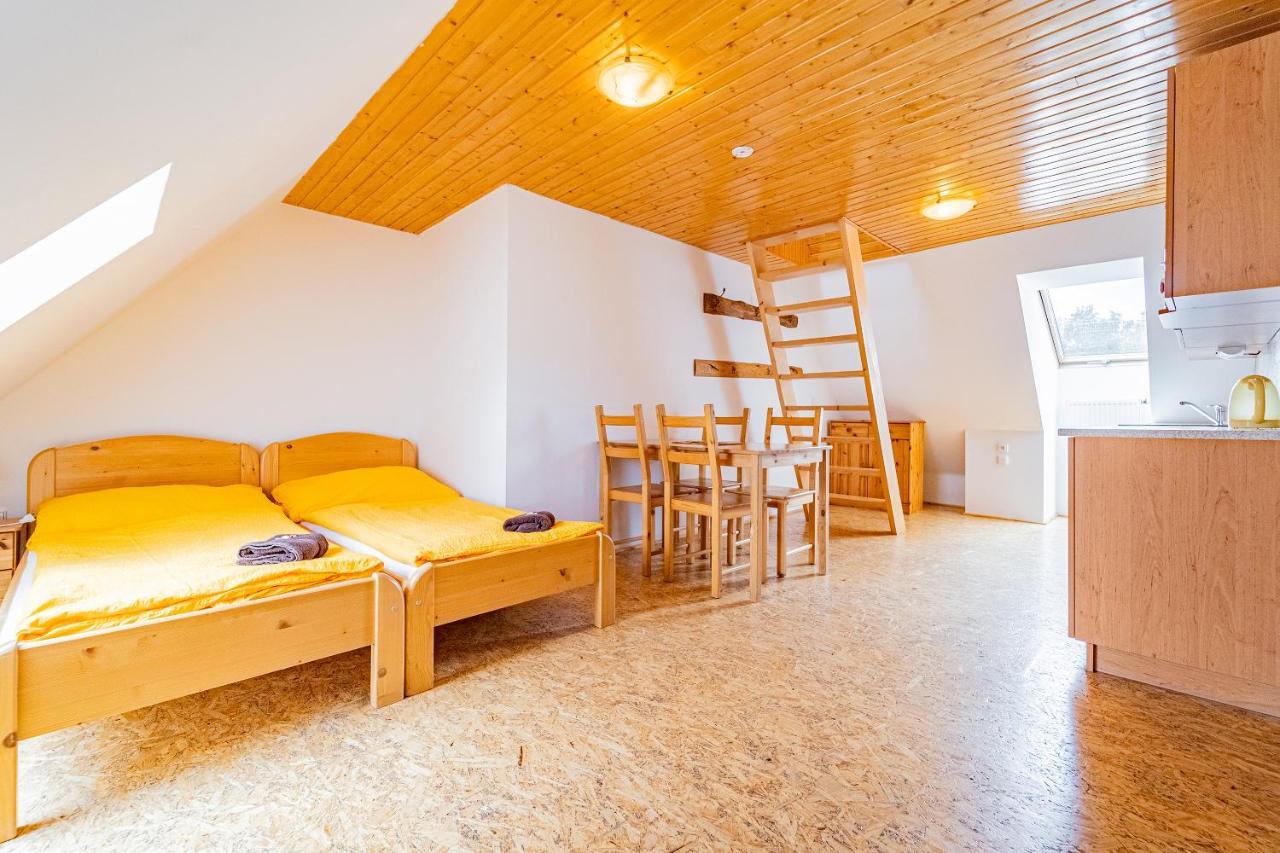 Apartments V Zátiší Dolní Morava Esterno foto